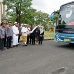 Bupati Adi Arnawa Lepas Mudik Gratis 2026 Bukti Kepedulian dan Keharmonisan Antar Umat Beragama