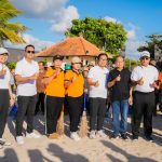 Wakil Ketua DPRD Badung Hadiri Aksi Korve Serentak dan Peringatan Hari Lingkungan Hidup Sedunia di Pantai Samuh