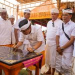 Tandatangani Prasasti Pura Batan Ancak Tibubeneng Bupati Badung Apresiasi Semangat Gotong Royong Krama
